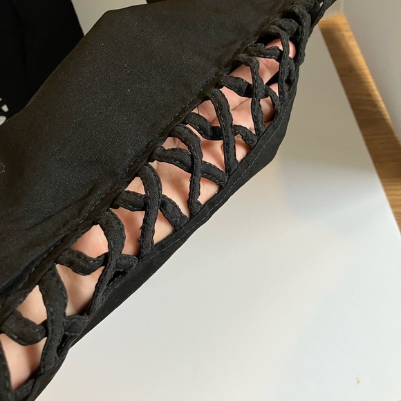 American Bazi Women’s Super Skinny High Rise Jeggings, 1X, Black, NWT, Cut Outs - Picture 2 of 10